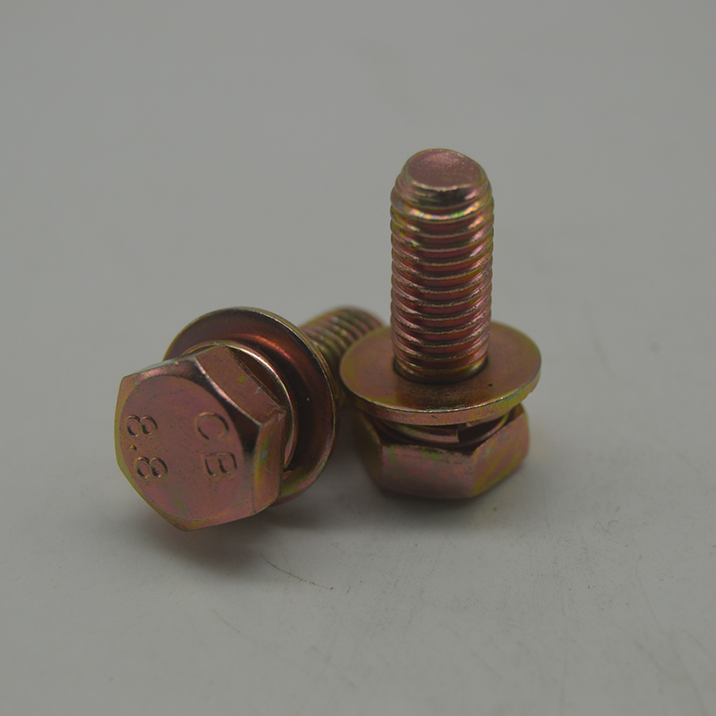 Bolt + lows + wadaad ah saddex-isku-darka Bolt